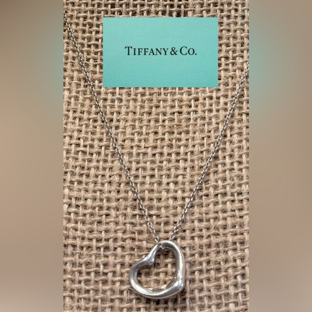TIFFANY & CO. Elsa Peretti® Open Heart Pendant in Sterling Silver